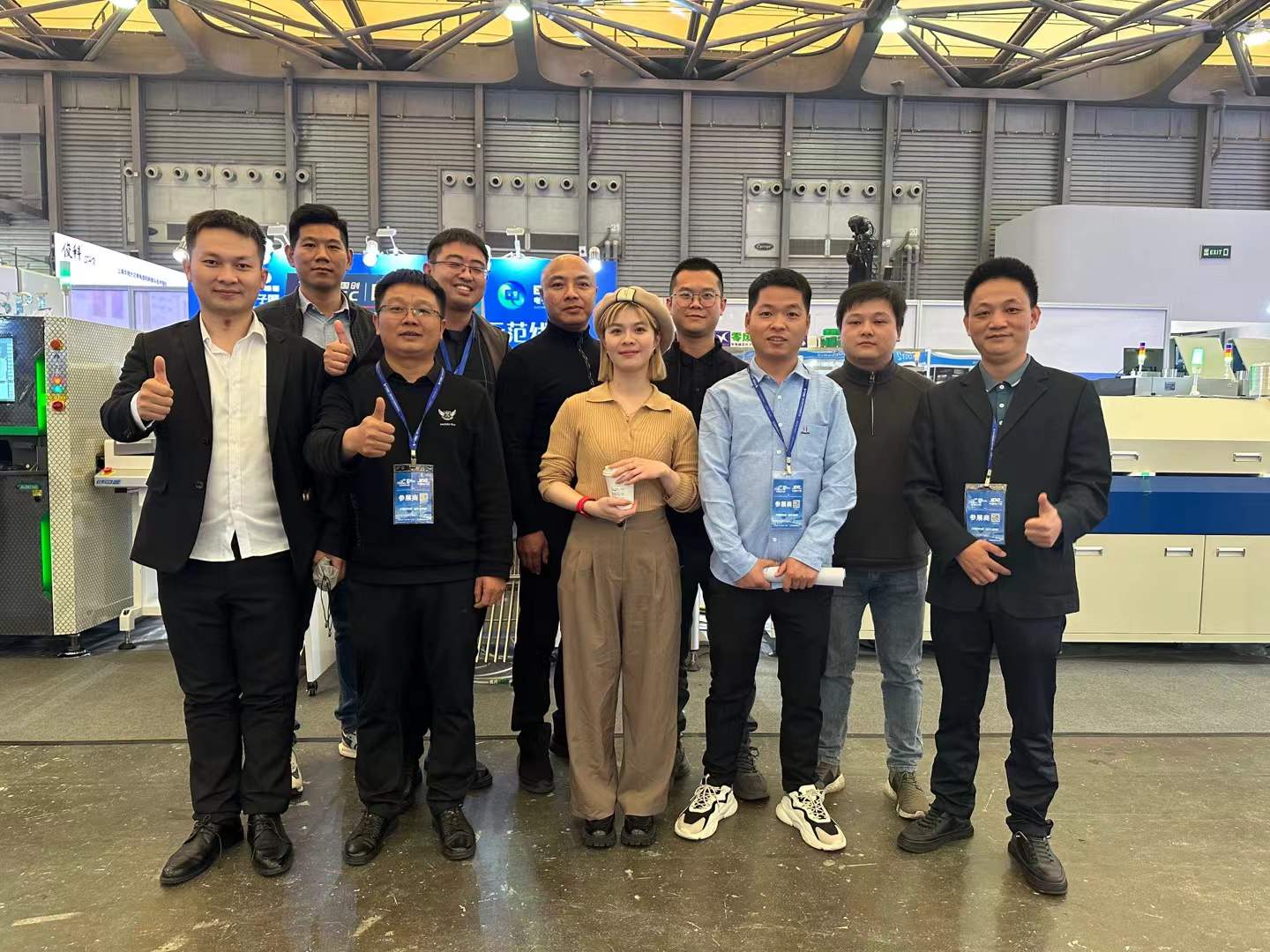 红石头郭新闻告诉您：如何选择适合自己的贴片机：一份完整的采购指南